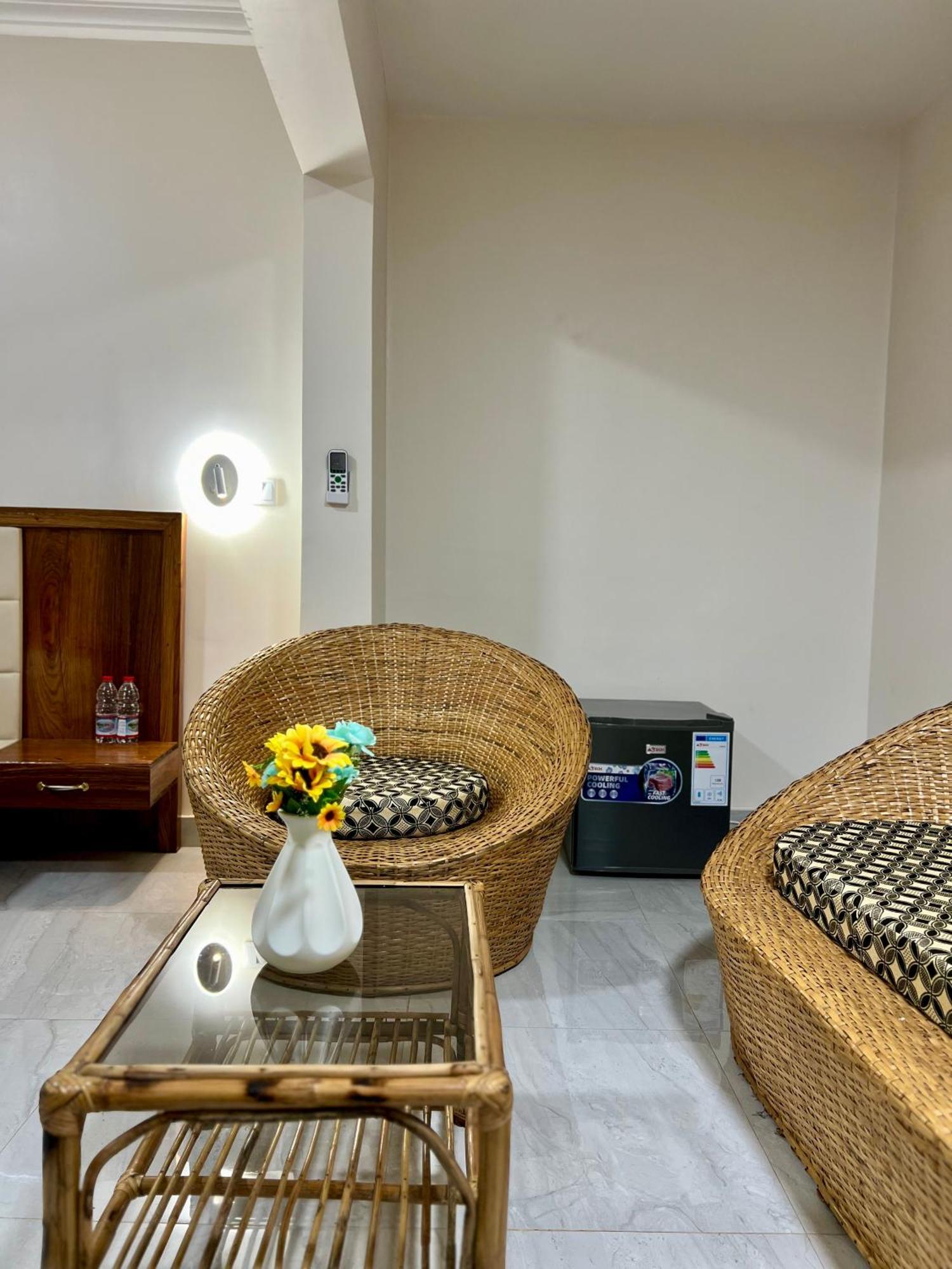 Mag Palace Hotel Bissau Bagian luar foto